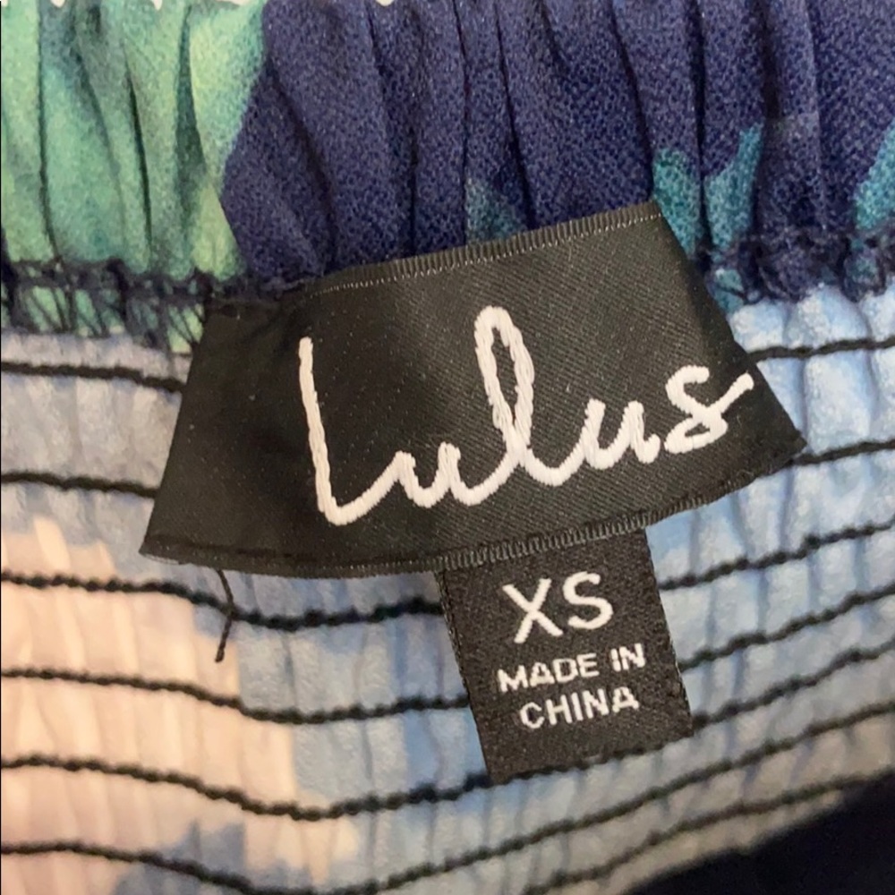 Lulu’s Tropical floral jumper - Picture 3 of 5